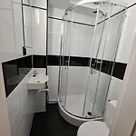 Komfort Noclegi, Suterena 3*